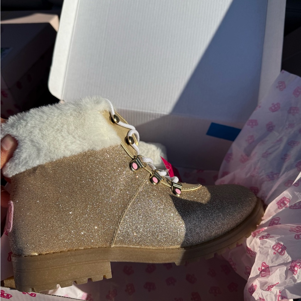 Juicy Couture Girls Sparkly Gold and White Fur Boots